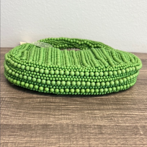 💚 Hello Summer!! Chic Green Beaded Bag! 👜✨ - Picture 7 of 7